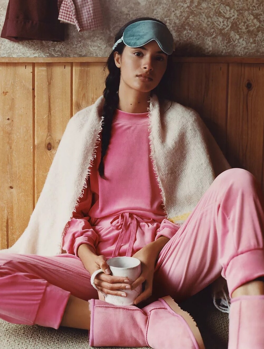 Anthropologie Saturday/Sunday • Merida Velvet Joggers Medium Pink
